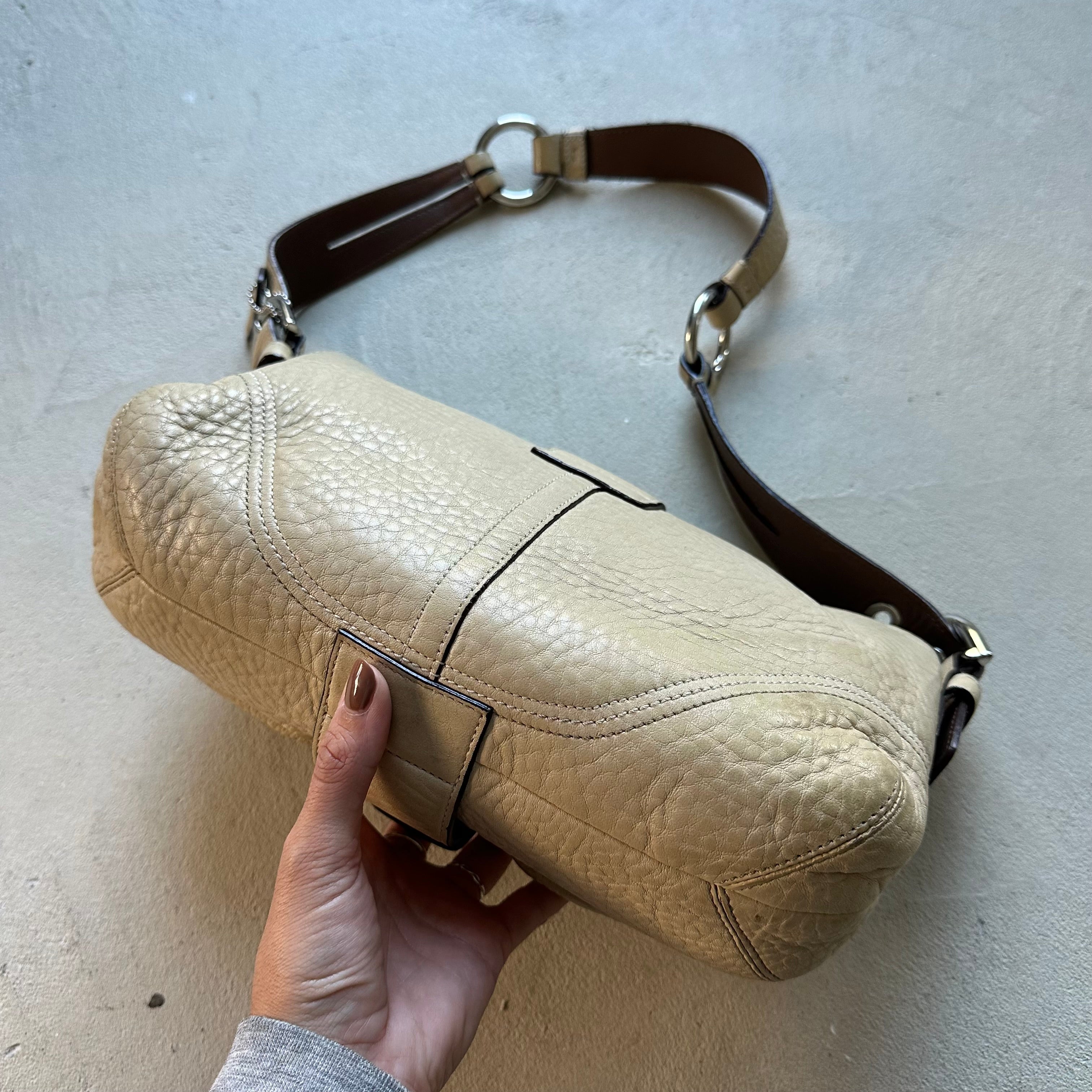 vintage y2k coach tan square soho leather shoulder bag