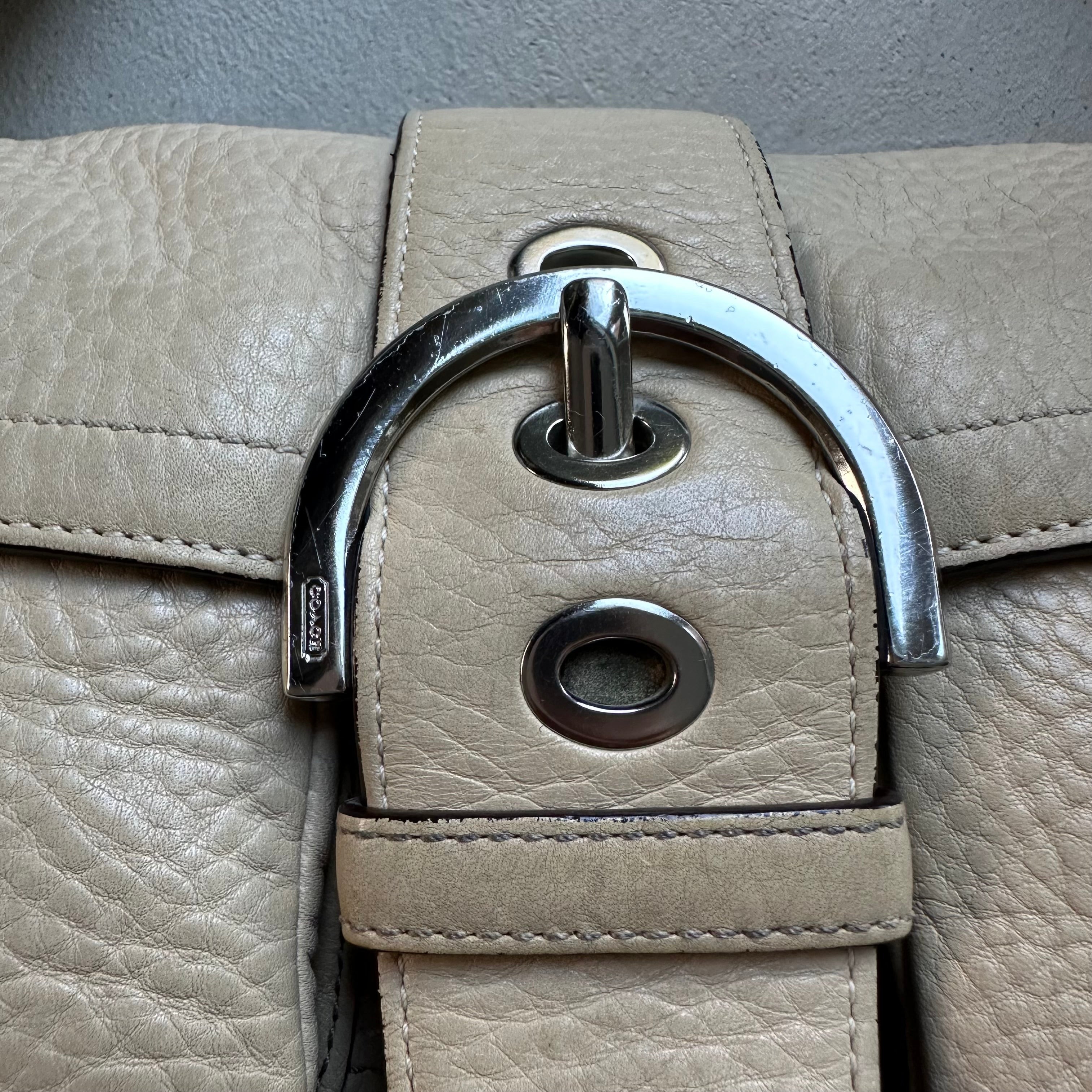 vintage y2k coach tan square soho leather shoulder bag