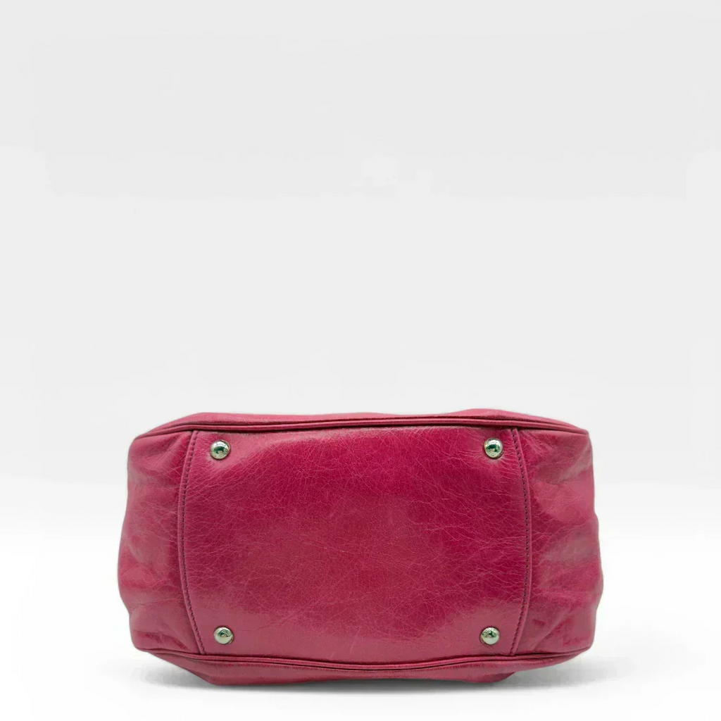 🔥 Pre-owned Miu Miu handbag Vitello pink 🔥