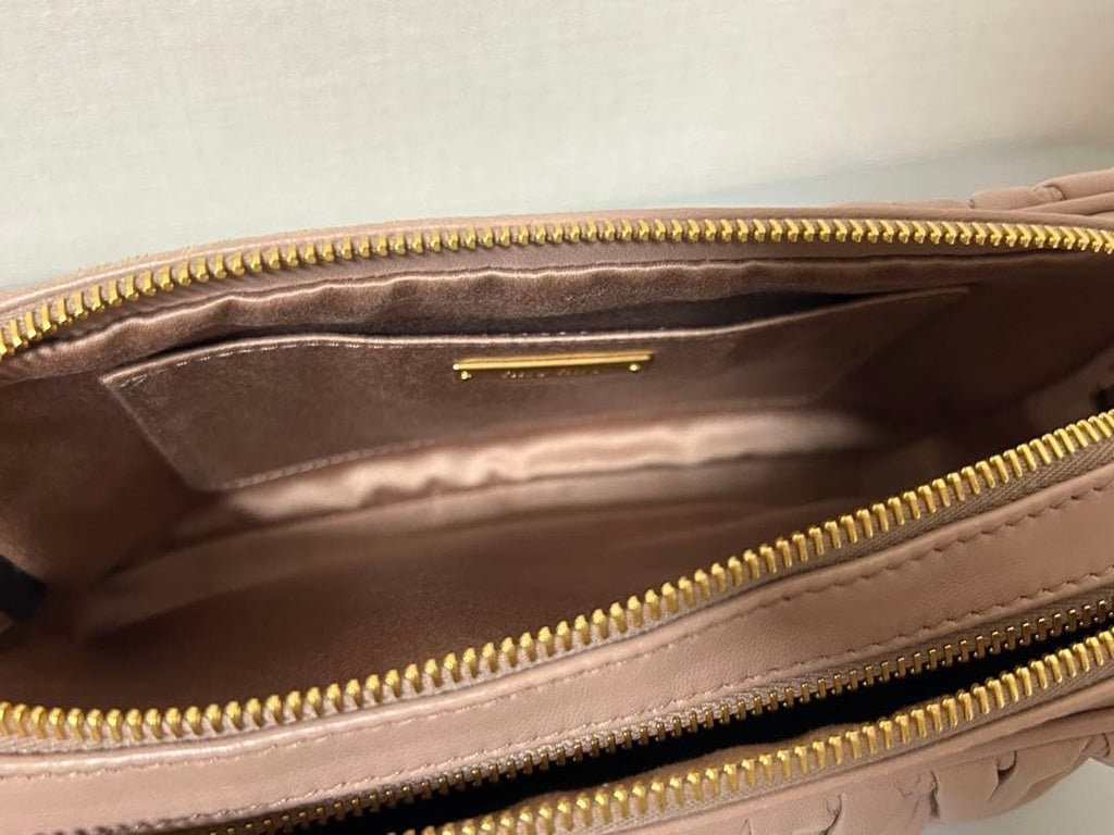 MIU MIU Matelass Leather Shoulder Bag Cameo Gift Present 0203b