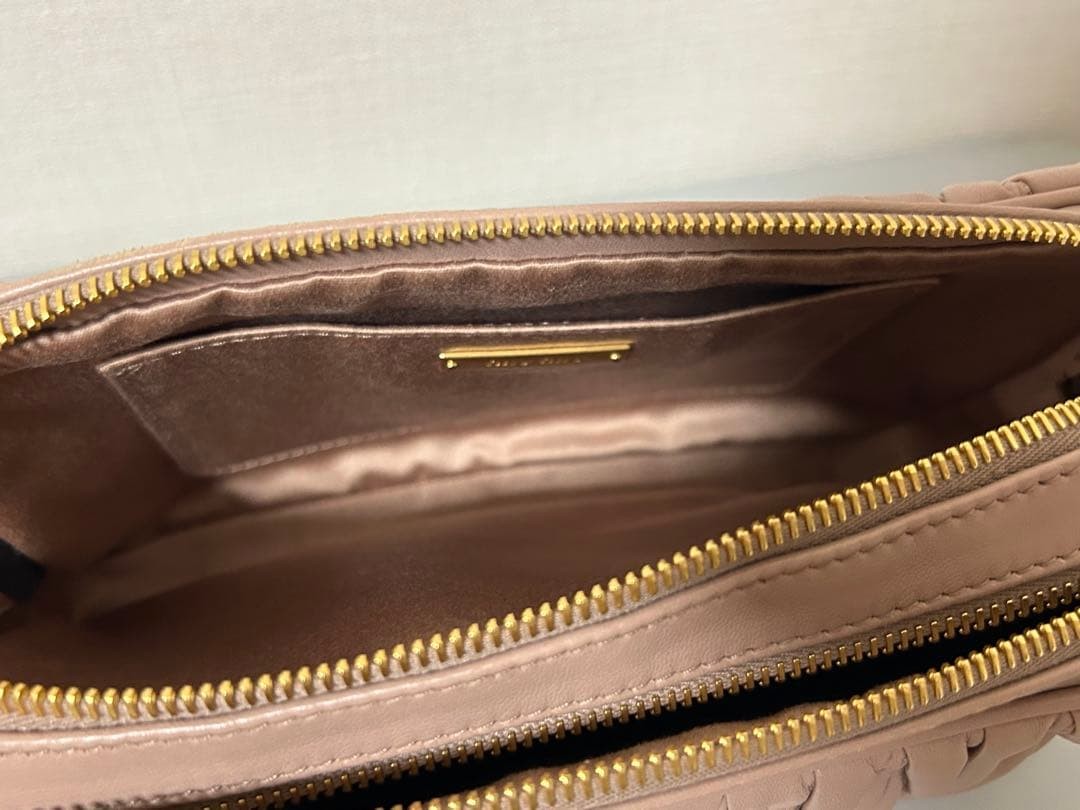 MIU MIU Matelass Leather Shoulder Bag Cameo Gift Present 0203b