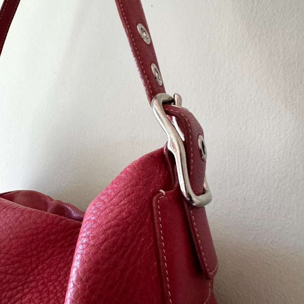 Vintage Y2K Coach cherry red leather Legacy zip shoulder bag!