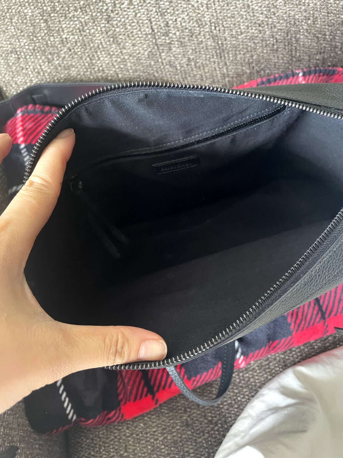 Balenciaga small Neo classic Leather Hobo Shoulder bag Black (Authentic)