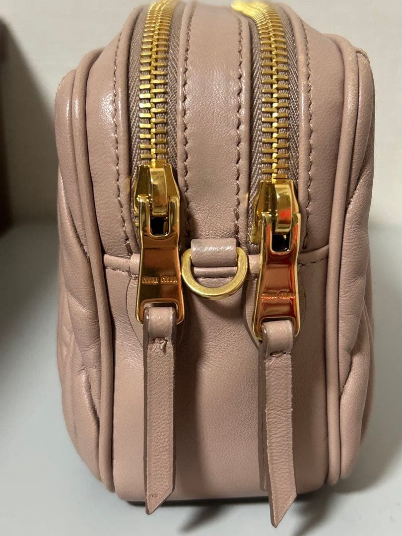 MIU MIU Matelass Leather Shoulder Bag Cameo Gift Present 0203b