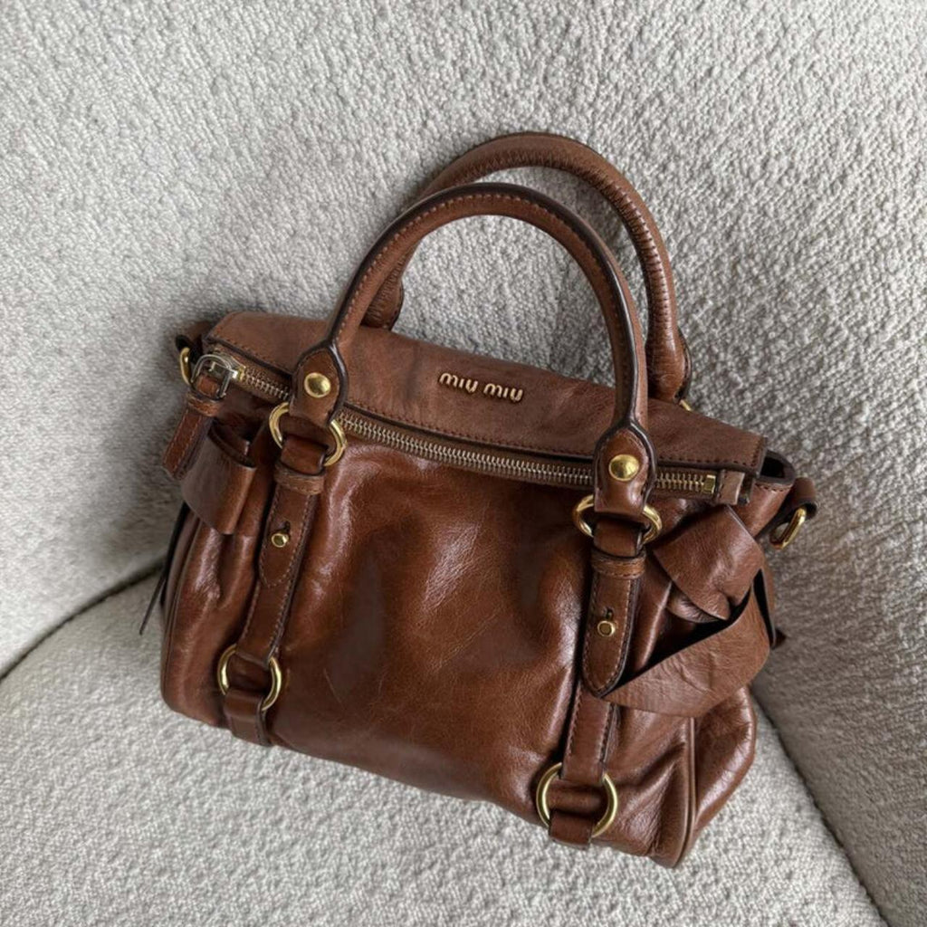 🔥 Authentic Miu Miu Mini Vitello Lux Brown Leather Handbag Pre-owned 🔥