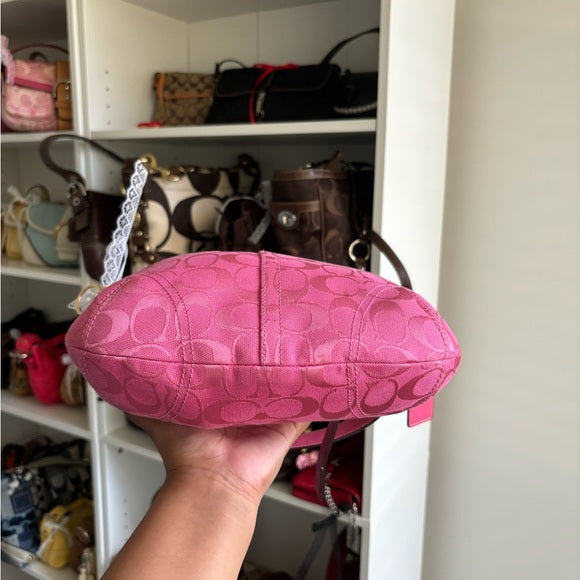 vintage coach soho hobo barbie pink siganture jacquard
