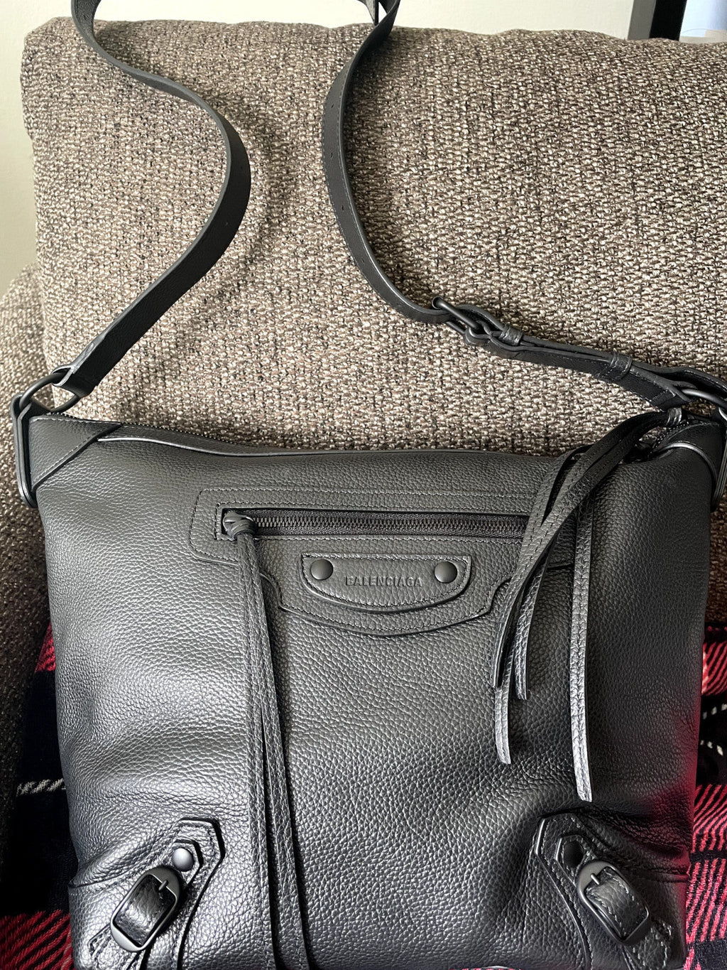 Balenciaga small Neo classic Leather Hobo Shoulder bag Black (Authentic)