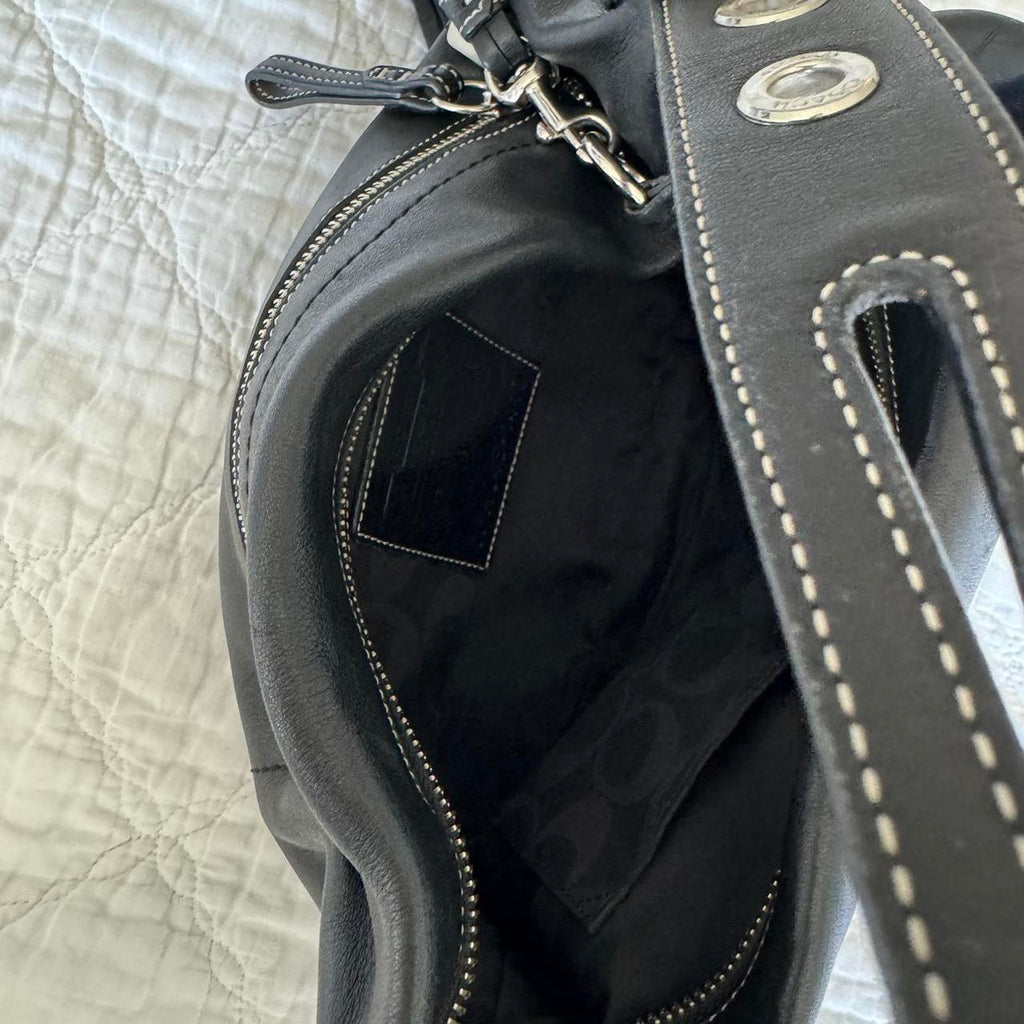 Vintage 90s black leather Coach Legacy East West zip shoulder bag!