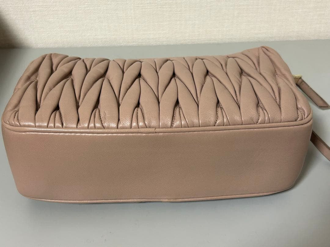 MIU MIU Matelass Leather Shoulder Bag Cameo Gift Present 0203b